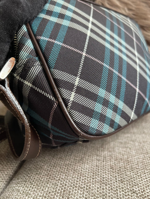 Preloved Authentic Burberry Nova Check Tartan Crossbody Camera Bag
