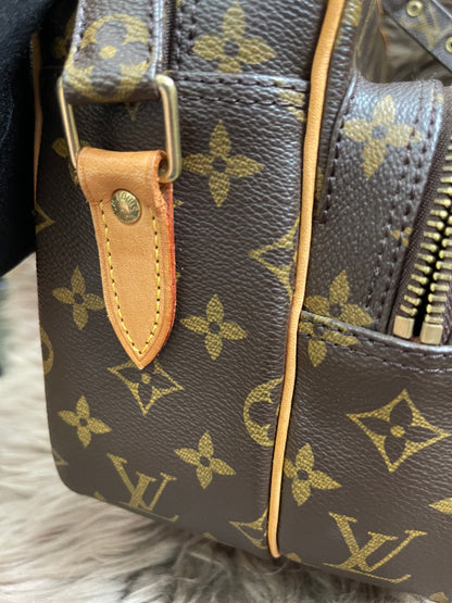 Preloved Louis Vuitton 2005 Nil messenger bag