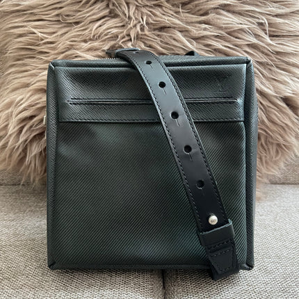 Preloved Authentic Louis Vuitton Taiga Leather Crossbody Bag – Épicéa Green, Silver Hardware