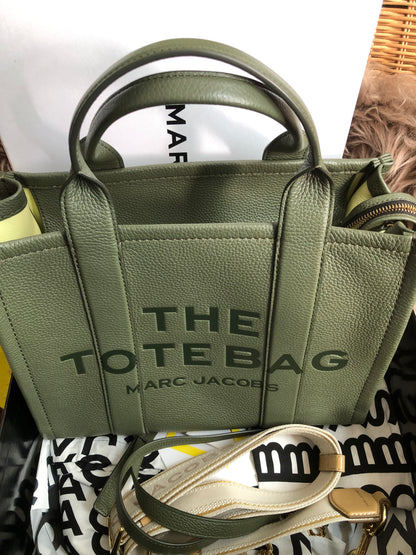 Preloved Marc Jacobs the medium leather tote bag in Green