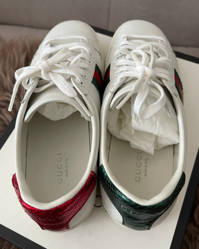 Preloved Authentic Ace Embroidered Low Top Sneakers in Leather SZ35