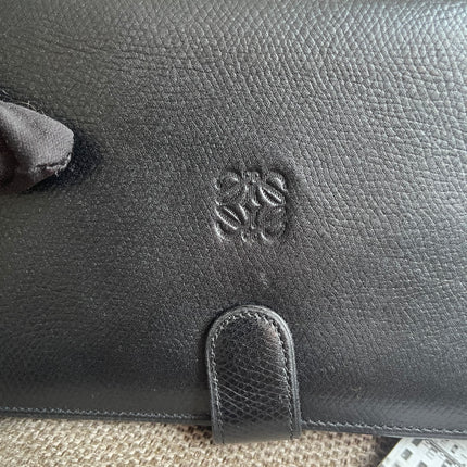 Preloved Authentic Loewe Bifold Wallet Black Grained Leather