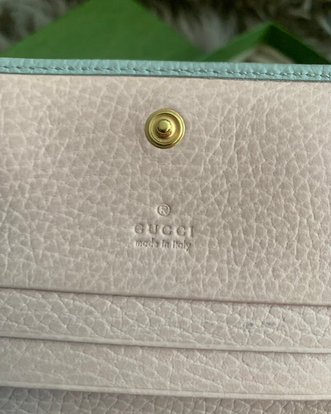Gucci

GG Marmont card case wallet