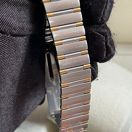 Preloved Authentic Omega Constellation 22.5 mm, Steel - Yellow Gold on Steel - Gold Full Bar