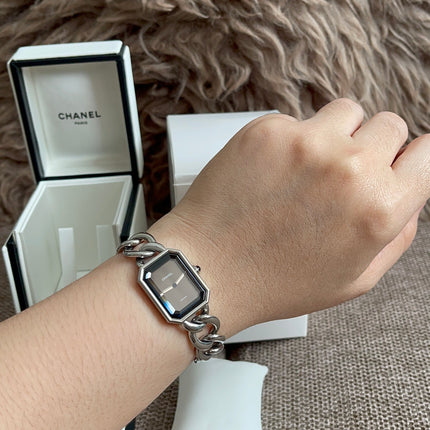 Preloved Authentic Chanel Première Gourmette Chain Watch
