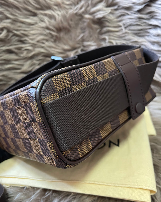 BIG DROP!! Preloved Louis Vuitton 2004 Olav PM shoulder bag