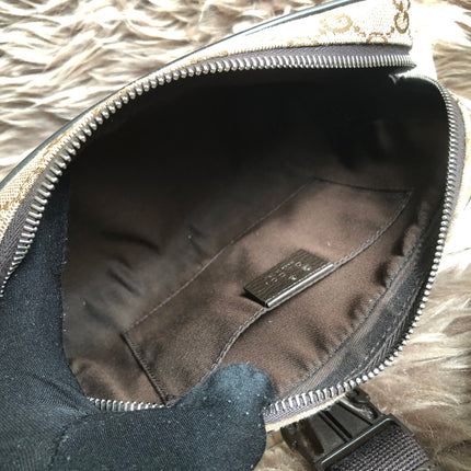 Preloved Gucci Waist Belt Bag GG Canvas