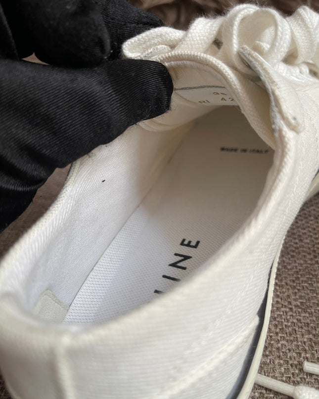 Preloved Authentic Celine Alan Sneaker with Triomphe in Canvas Off-White