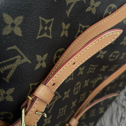 Preloved Authentic Rank B- Louis Vuitton Pre-Owned 2004 GM monogram bucket bag