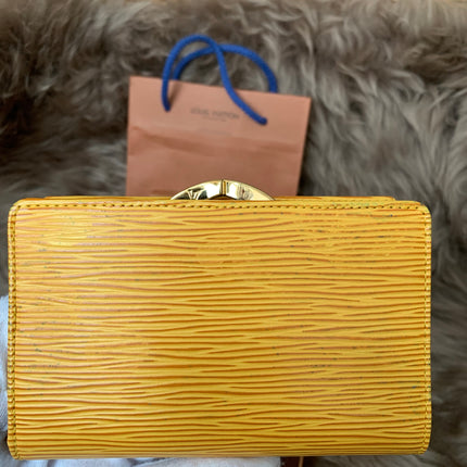 LOUIS VUITTON Vintage 2002 Viennois Wallet