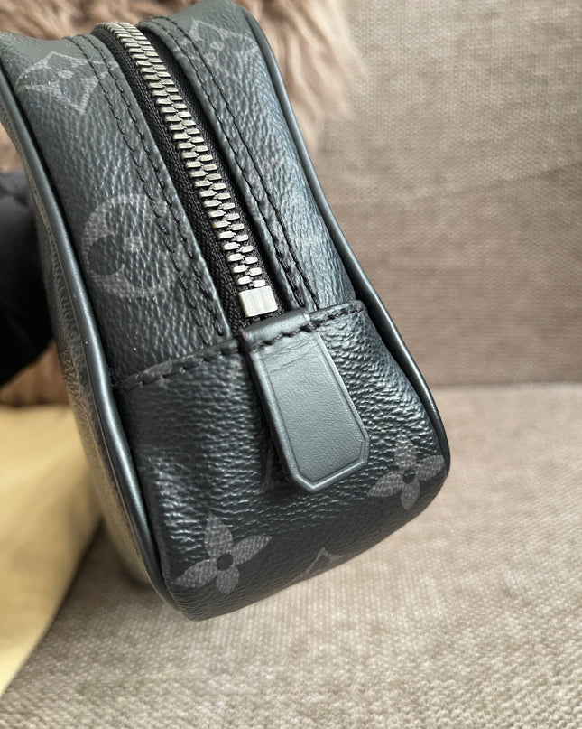 Preloved Authentic Louis Vuitton Monogram Eclipse Toiletry Pouch 25