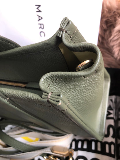 Preloved Marc Jacobs the medium leather tote bag in Green