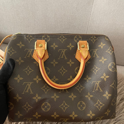 Preloved Authentic Louis Vuitton Speedy 25