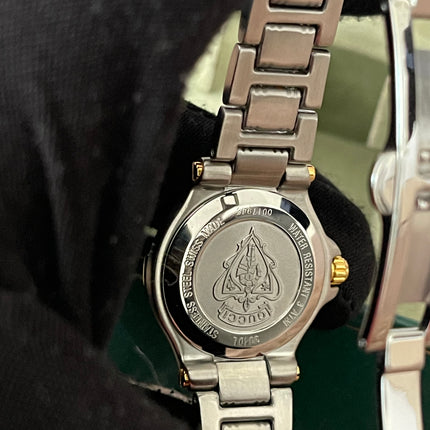 Preloved Authentic Gucci (Vintage) Gold Dial Tone Watch