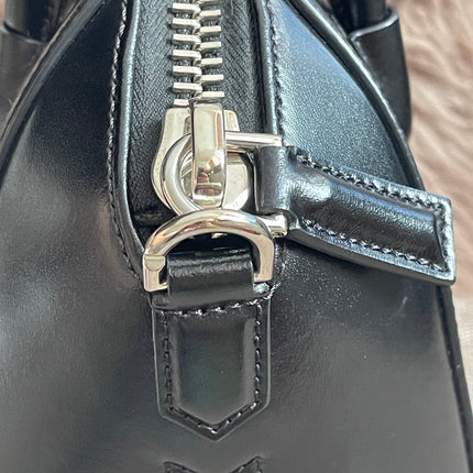 Preloved Authentic Givenchy Mini Antigona Bag Black Calf Leather