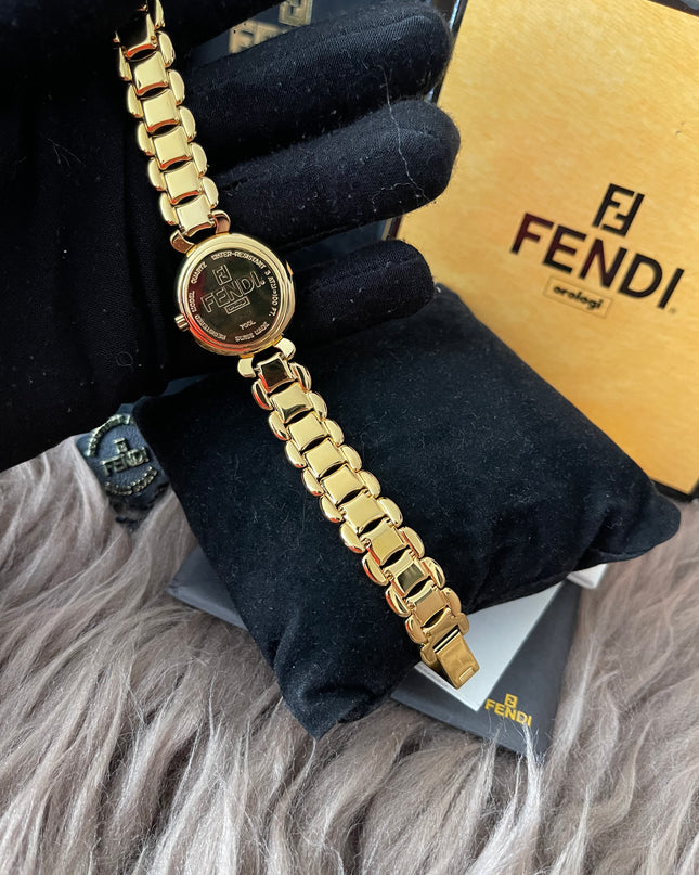 Preloved Authentic Fendi Mother of Pearl Gold Watch