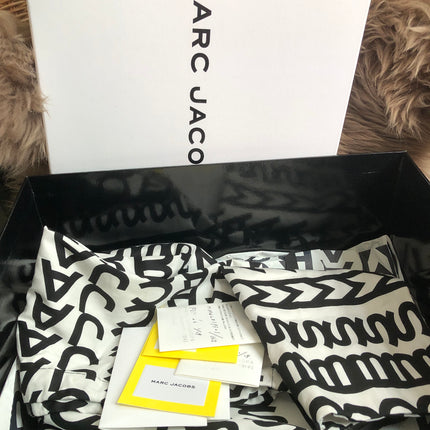 Preloved Marc Jacobs the medium leather tote bag in Green