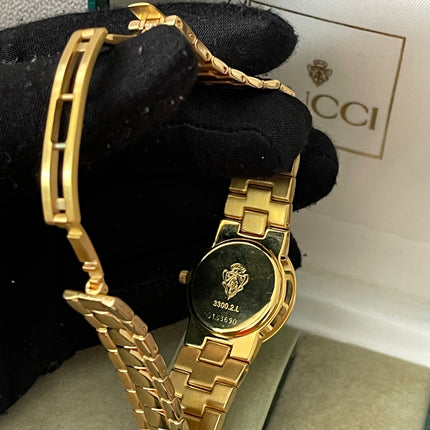 Preloved Authentic Gucci (Vintage) Gold tone metal watch
