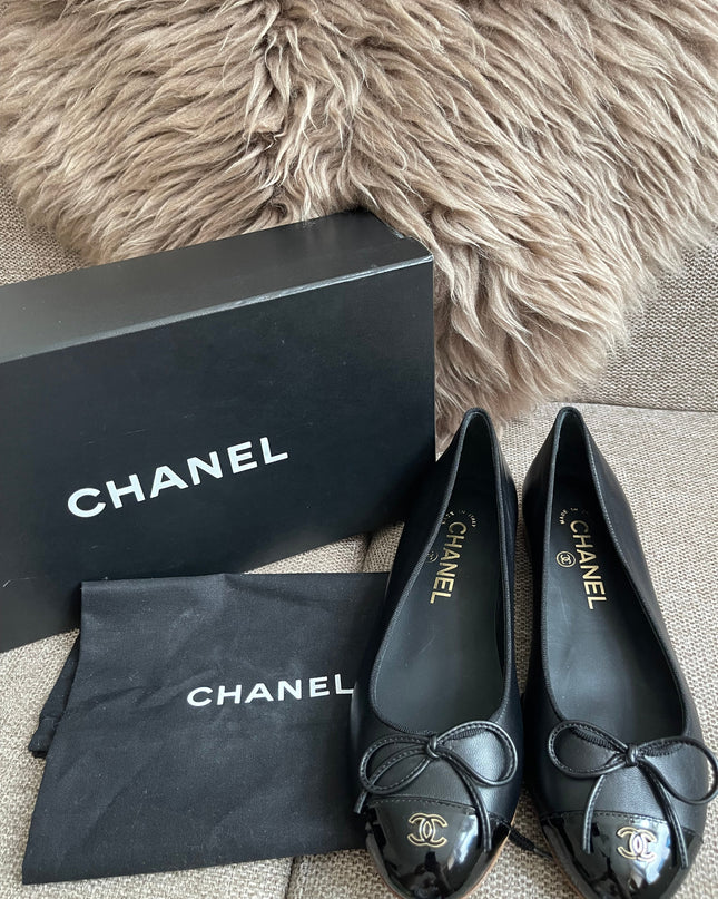 Preloved Authentic Chanel Ballet Flats — Black Lambskin & Patent Cap Toe (Size 35½)