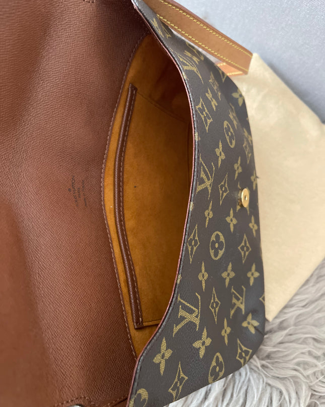 Preloved Authentic  Louis Vuitton Musette Tango Bundle