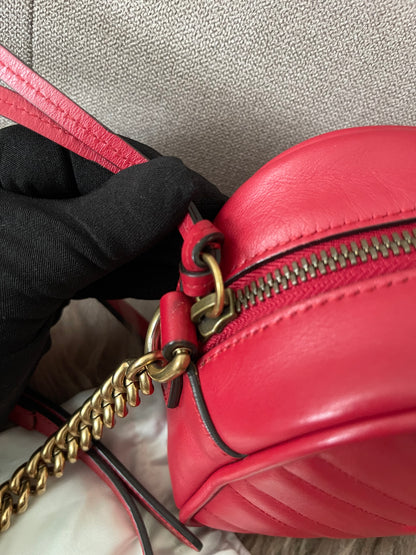 Preloved Authentic Gucci GG Marmont Camera Bag