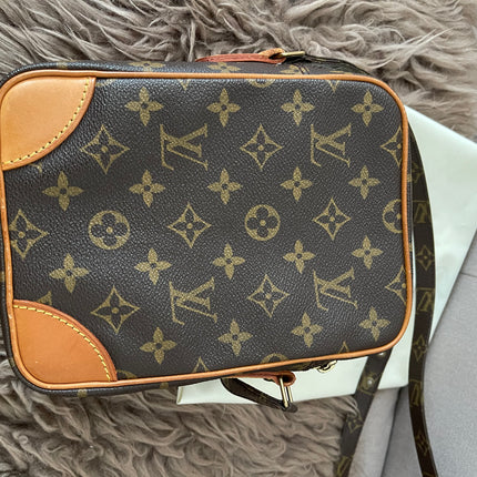 Preloved Authentic classic Louis Vuitton Monogram Amazon Shoulder Bag