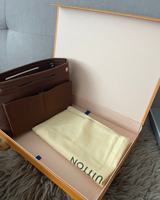 Preloved Authentic Louis Vuitton Speedy 25