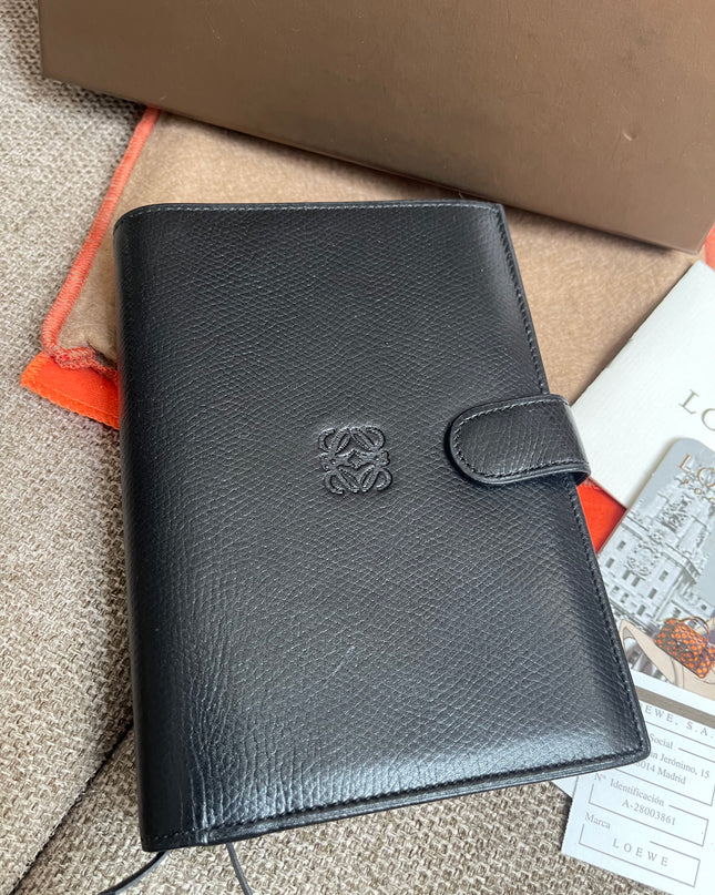 Preloved Authentic Loewe Bifold Wallet Black Grained Leather