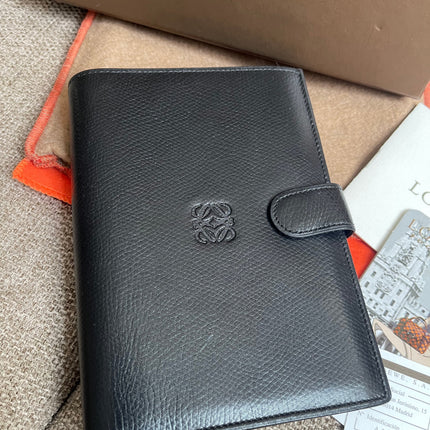 Preloved Authentic Loewe Bifold Wallet Black Grained Leather
