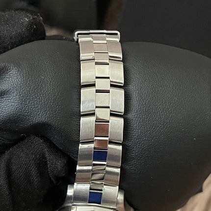 Preloved Authentic Rank A- TAG Heuer 2000 Professional / Exclusive Series Watch