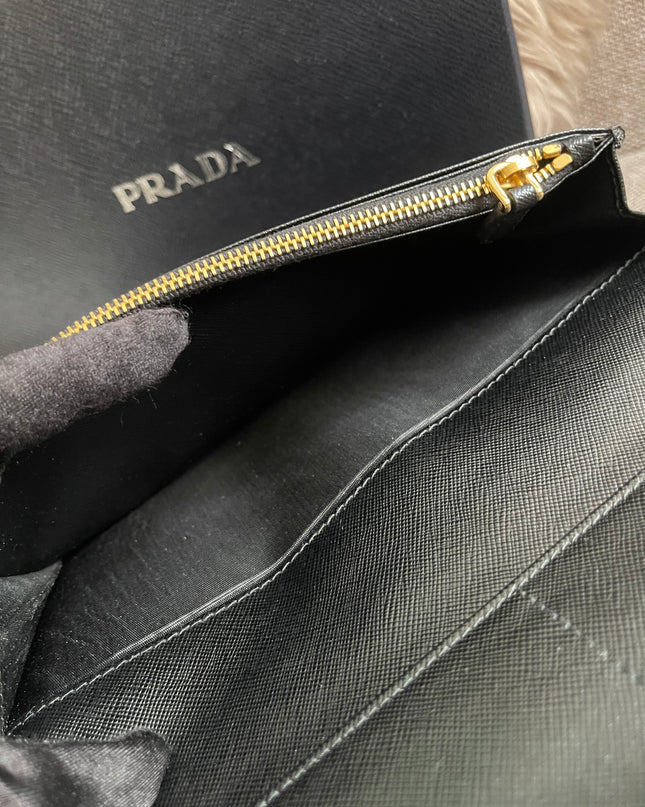 Preloved Authentic Prada Organizer Wallet — Saffiano Leather