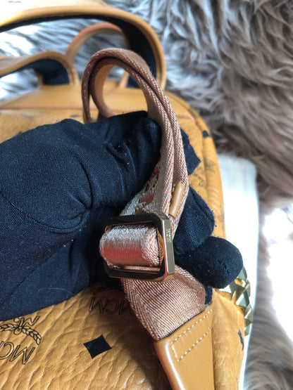 Preloved  MCM Stark Side Studs Backpack