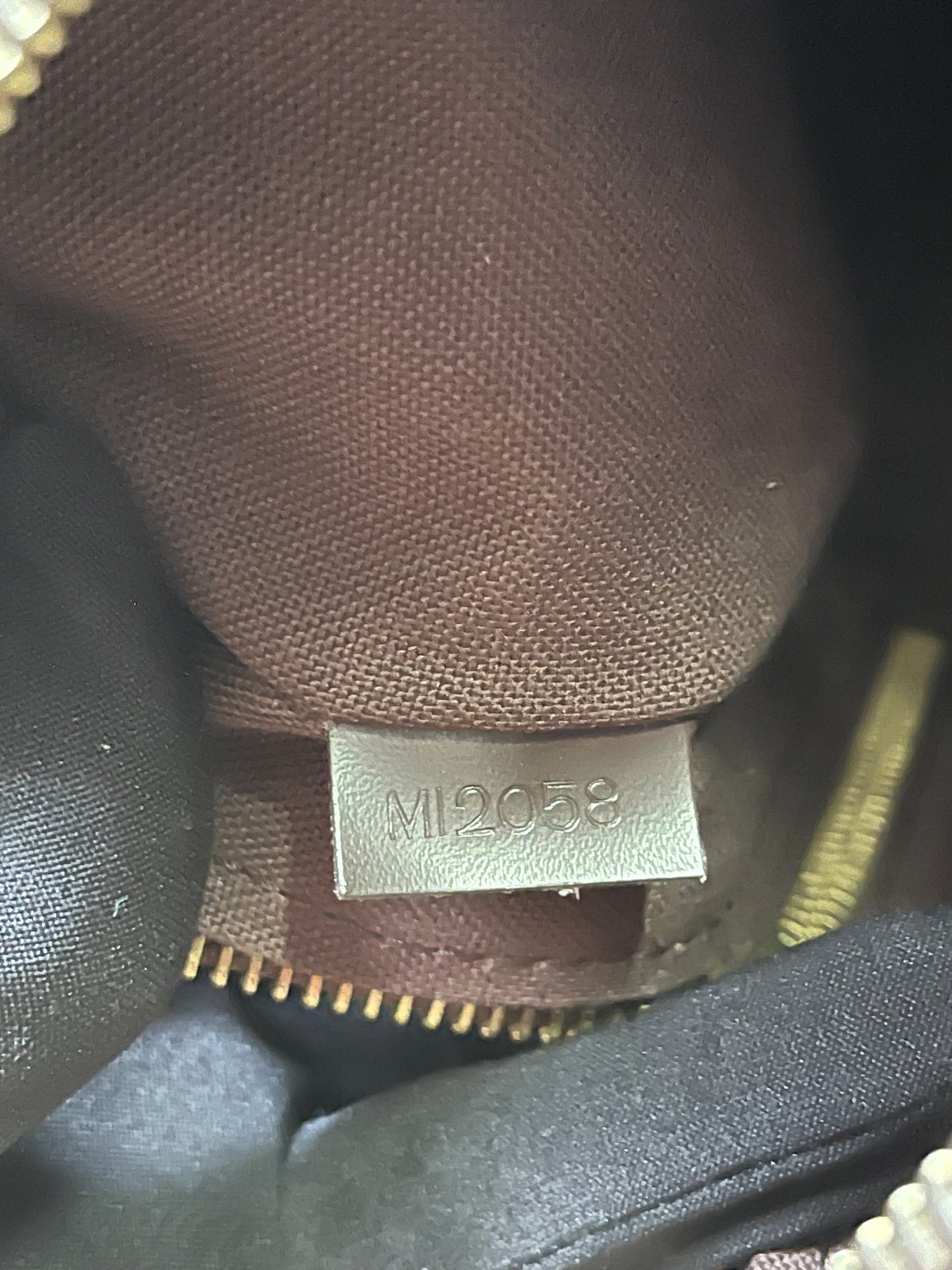 BIG DROP!! Preloved Louis Vuitton 2004 Olav PM shoulder bag