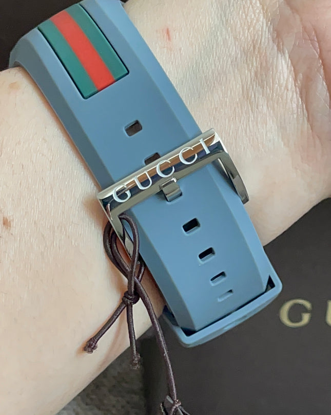Preoved Authentic Gucci Sync Watch Grey Full Set with Box