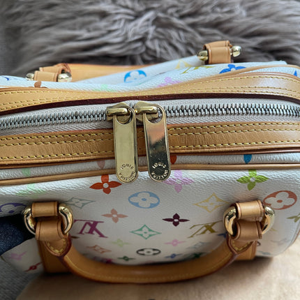 Preloved Authentic Louis Vuitton Priscilla Murakami ( LIMITED EDITION )