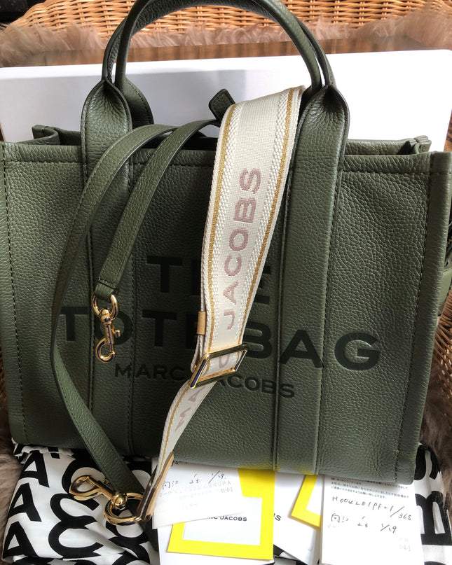 Preloved Marc Jacobs the medium leather tote bag in Green