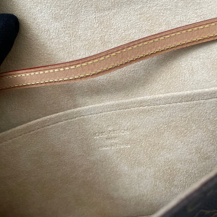 Preloved Authentic Louis Vuitton Monogram Pochette Twin PM cross body bag