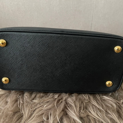 Preloved Authentic Small Prada Galleria Saffiano leather bag