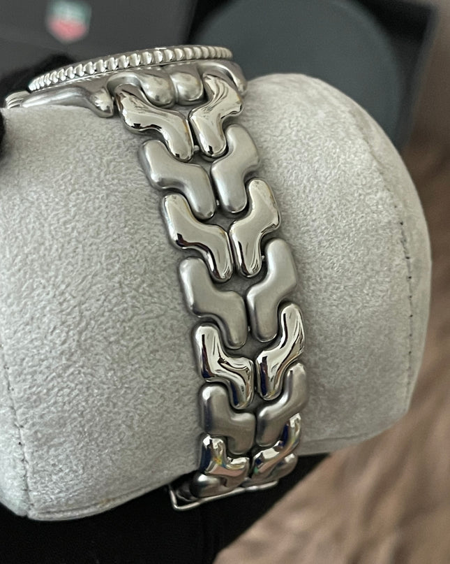 Preloved Authentic TAG Heuer Professional 200M stainless steel watch