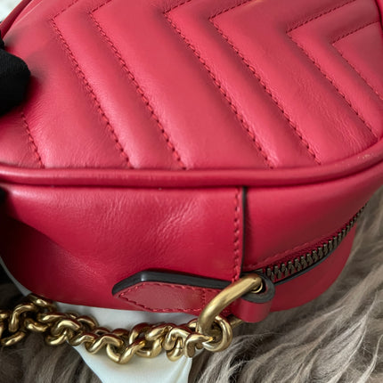 Preloved Authentic Gucci GG Marmont Camera Bag