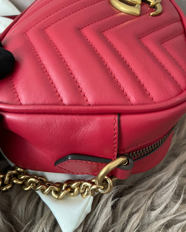 Preloved Authentic Gucci GG Marmont Camera Bag