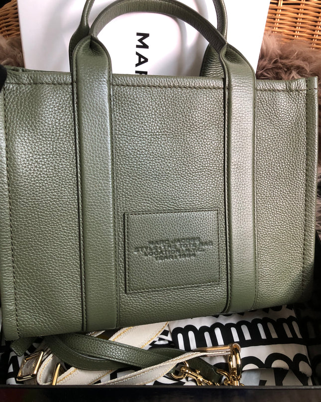 Preloved Marc Jacobs the medium leather tote bag in Green