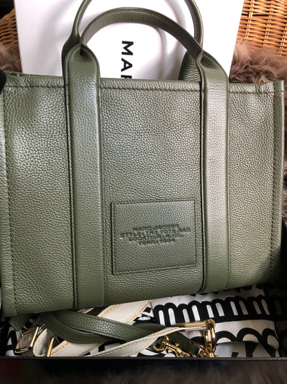 Preloved Marc Jacobs the medium leather tote bag in Green