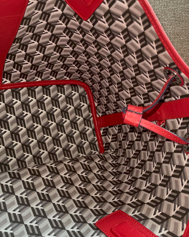 Preloved Authentic MCM Visetos Reversible Liz Shopper Tote – Ruby Red