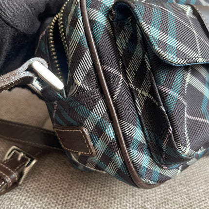 Preloved Authentic Burberry Nova Check Tartan Crossbody Camera Bag