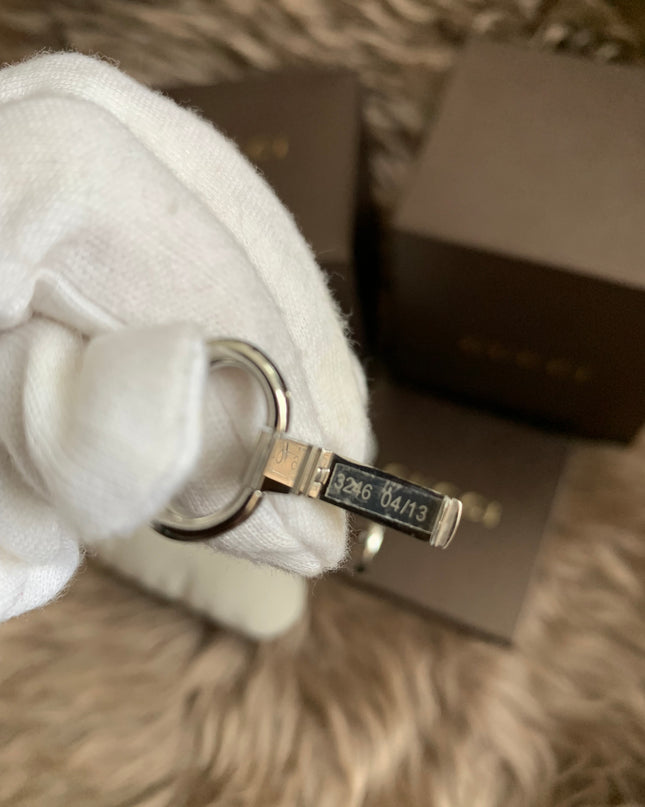 Gucci Tornavoni Women's Watch, 0.7 inch (18 mm), Quartz, White Pearl YA120517