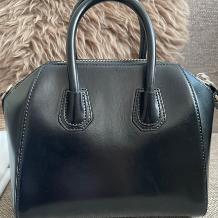 Preloved Authentic Givenchy Mini Antigona Bag Black Calf Leather