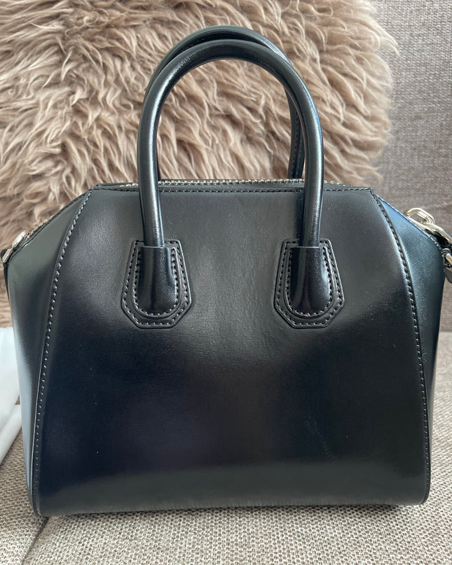Preloved Authentic Givenchy Mini Antigona Bag Black Calf Leather