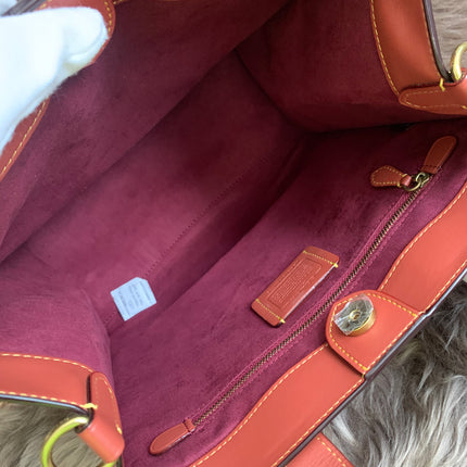 COACH Field Tote in Signature Canvas with Horse & Carriage Print
