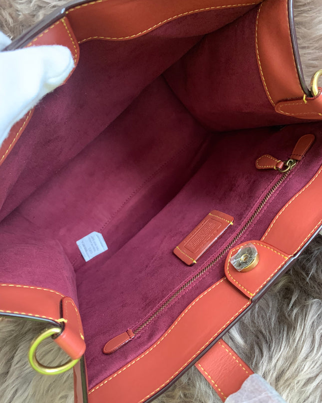COACH Field Tote in Signature Canvas with Horse & Carriage Print